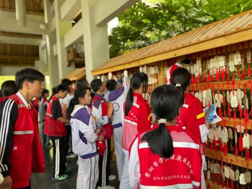 典籍传承智慧，研学浸润心灵——记“山地英雄汇”孔学堂与十里学堂研学之旅